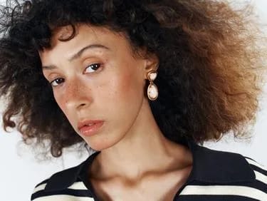 Zara گوشواره سنگی براق