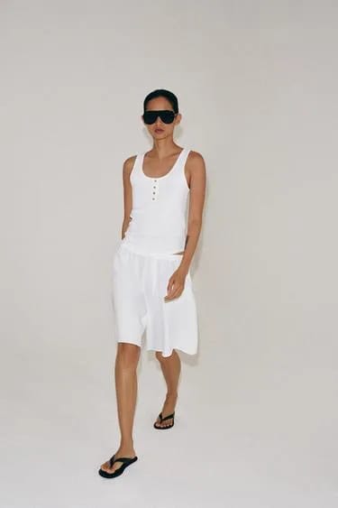 COTTON-BLEND BUTTON TOP