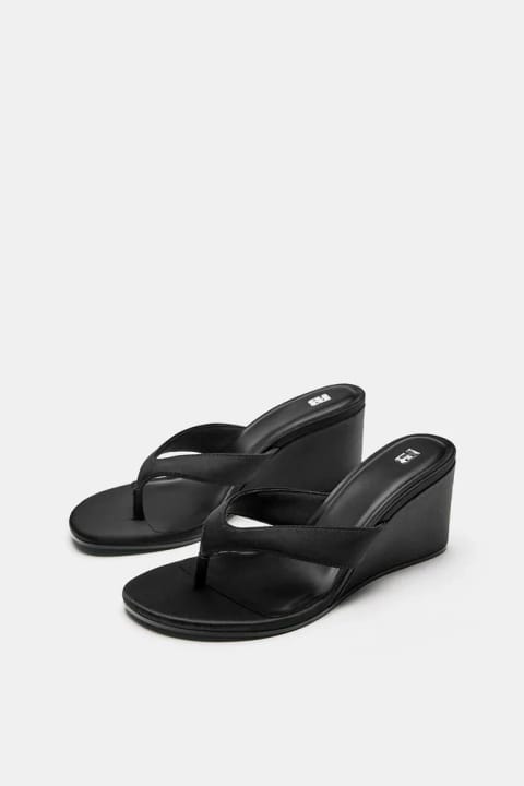 پلتفرم پاشنه‌دار بنددار Pull&Bear