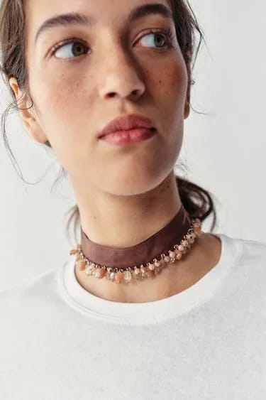 گردنبند چوکر پارچه‌ای و سنگی