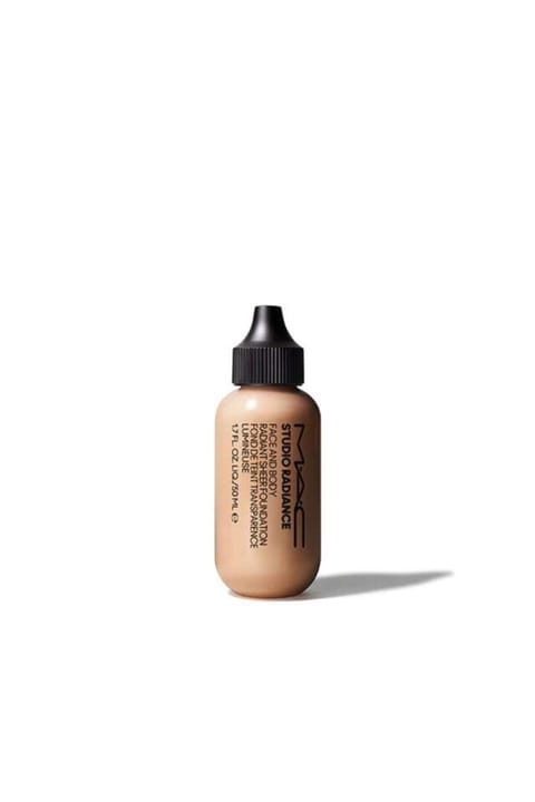 فونداسیون مایع M.A.C Studio Radiance Face and Body با فینیش درخشان طبیعی - N1