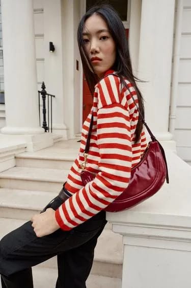 OVAL SHOULDER BAG