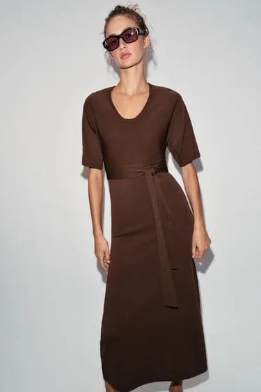 Zara پیراهن میدی بافتنی با کمربند