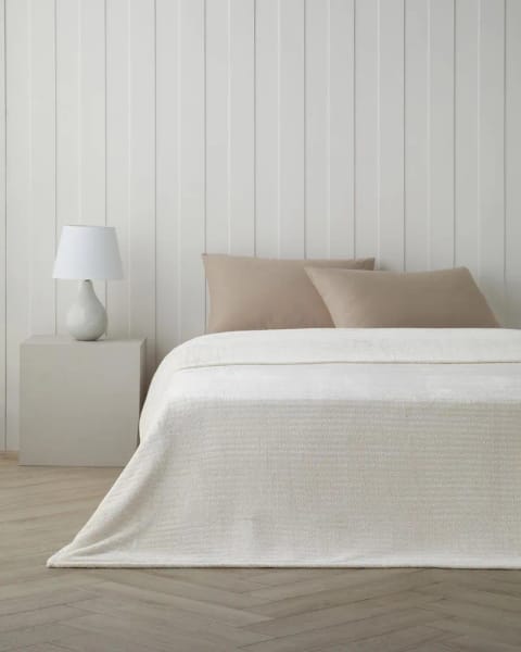 پتو دو نفره Supersoft فلوش‌دار Shiny Lines 200×220 سانتی‌متر کرم