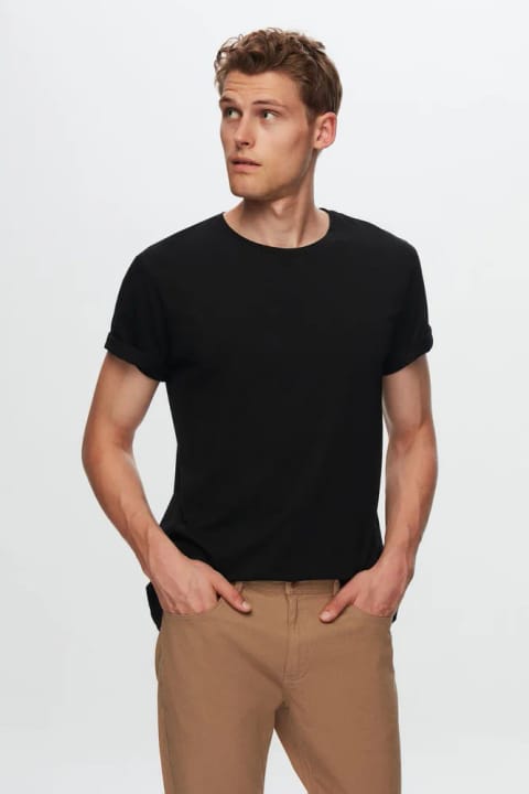 D'S Damat اسلیم فیت مشکی یقه اسکی از جنس ۱۰۰٪ پنبه تنفسپذیر تیشرت