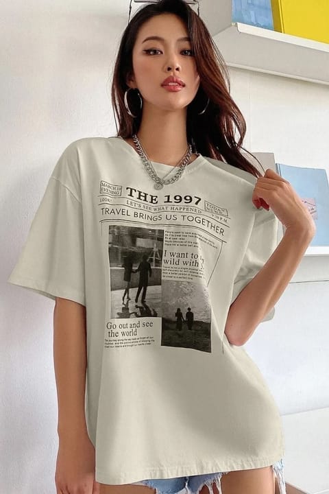 تیشرت اورسایز زنانه uyguntarz بژ با طرح The 1997