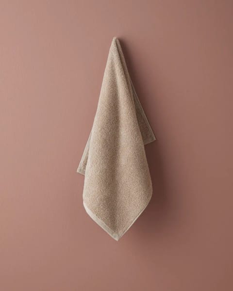 حوله صورت Cotton Line ۱۰۰٪ پنبه ۵۰×۹۰ سانتی‌متر بژ روشن ۵۰۰ گرم بر متر مربع