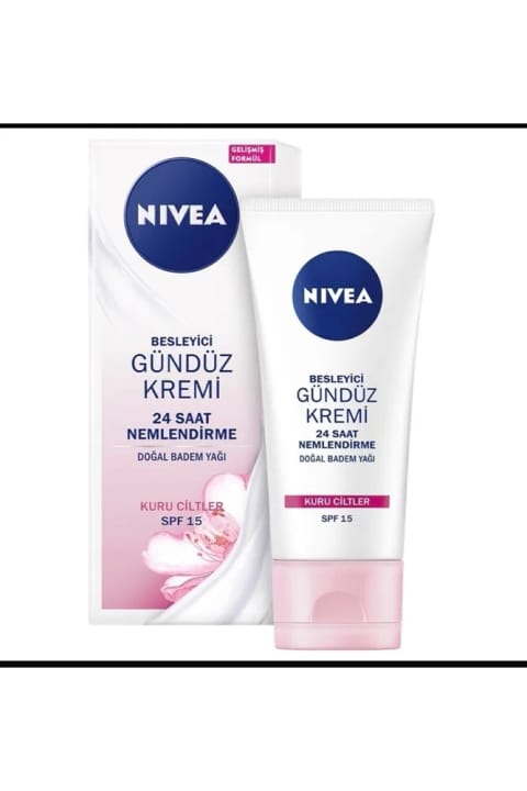 NIVEA Essentials مرطوبکننده مغذی روزانه صورت