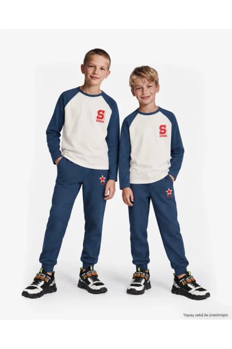 تیشرت آستینبلند پسرانه بزرگ SKECHERS مدل B Long Sleeve Collage رنگ آبی کد SK262011