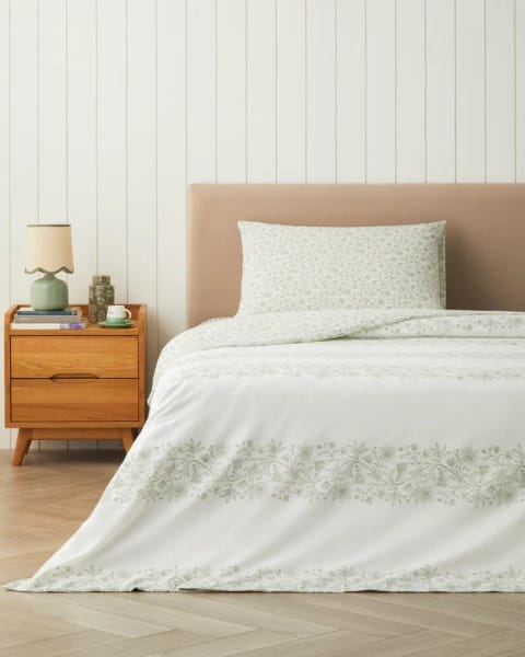 ست روتختی یک‌نفره با ملحفه Lillibelle قابل اتوی آسان ۱۶۰×۲۲۰ سانتی‌متر سبز