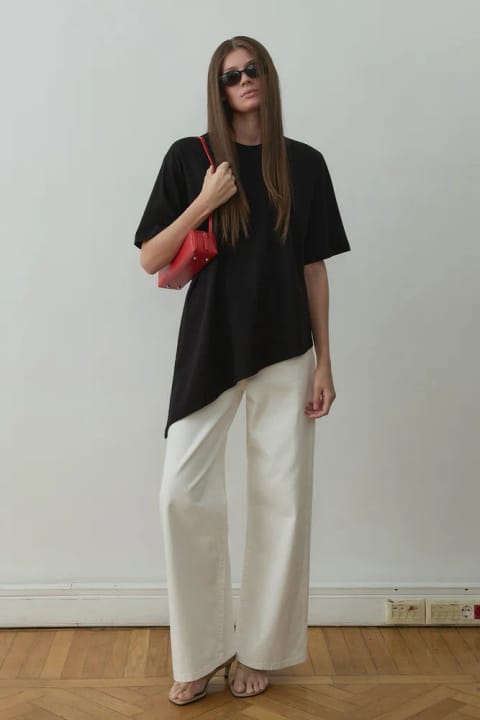 تی‌شرت Oversize آسیمتریک مشکی
