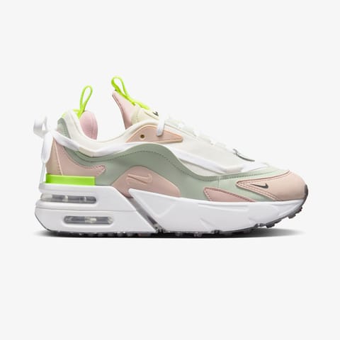 کفش ورزشی زنانه Nike Air Max Furyosa کرم
