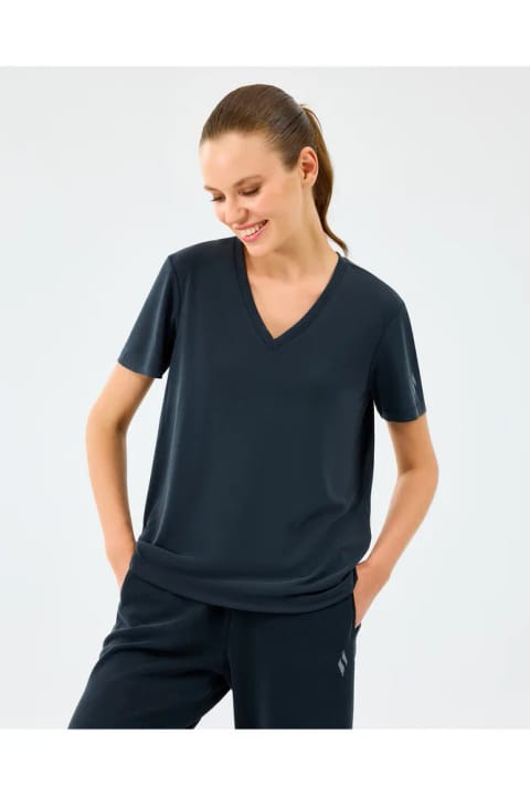 SKECHERS تی شرت زنانه یقه V مشکی S2510277-3817